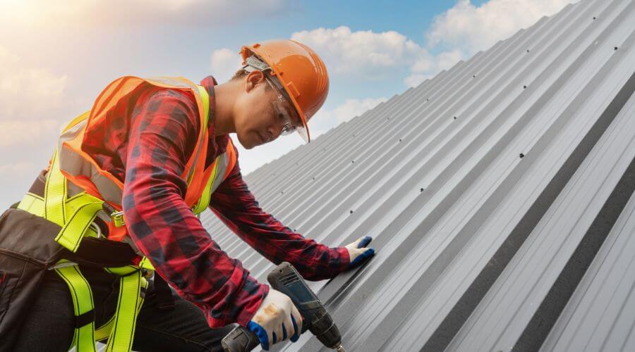 Professional gutter cleaning in Coldwater, OH